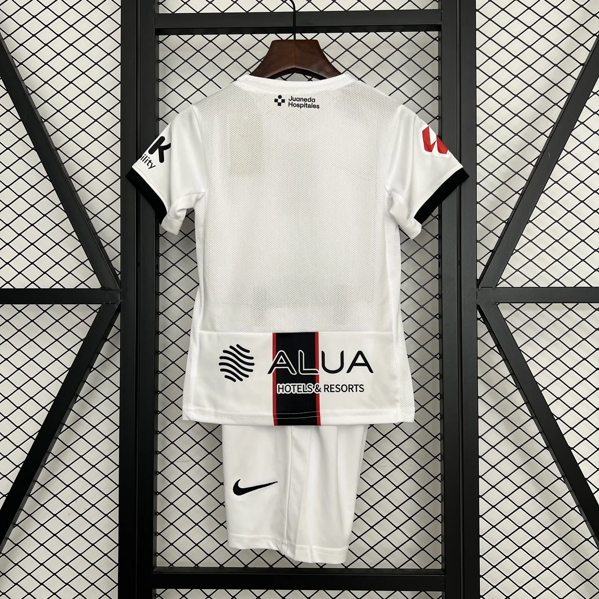25-26 Mallorca Away Kids Kit Soccer Youth Apparels AAAAJersey Supply Yupoo 1
