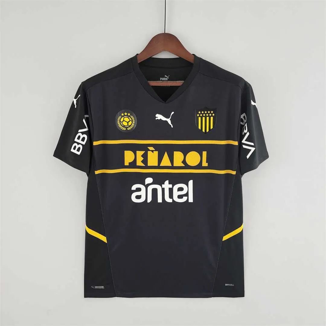 22-23 Peñarol third away 12