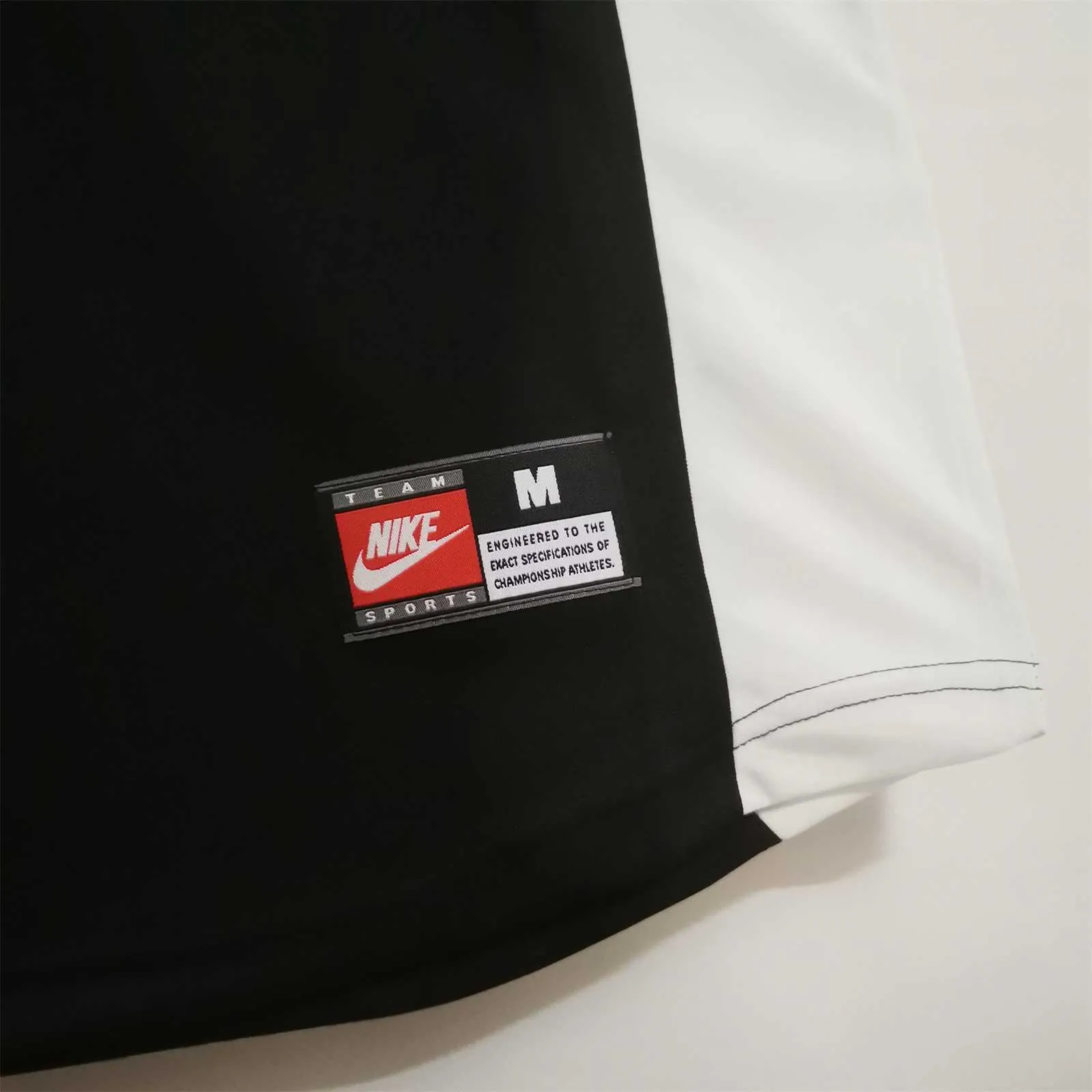 97-98 Colo-Colo away 7