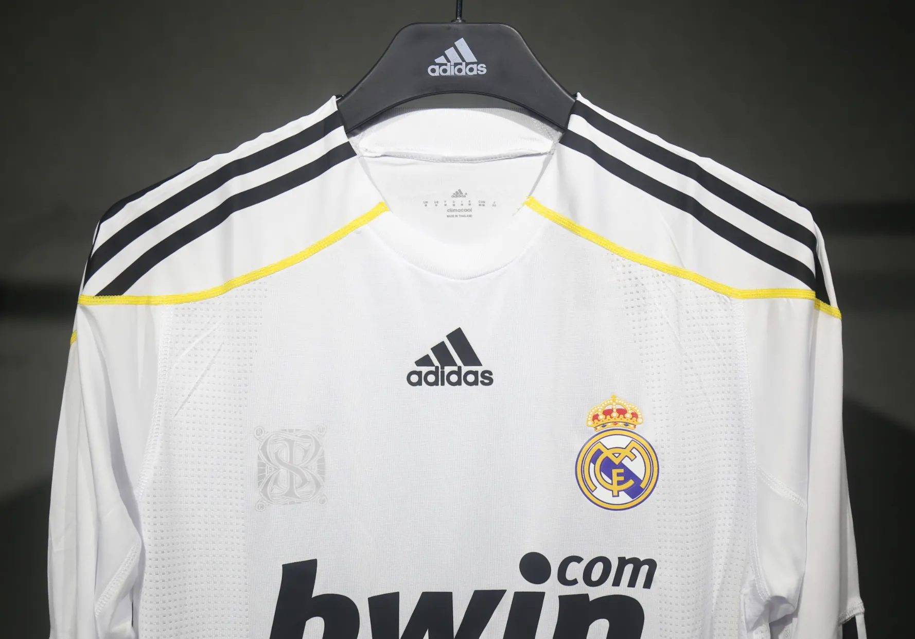 09-10 Real Madrid Home Retro Kit Vintage Player Version Long Sleeve Shirt AAAAJersey Dropship Y 1