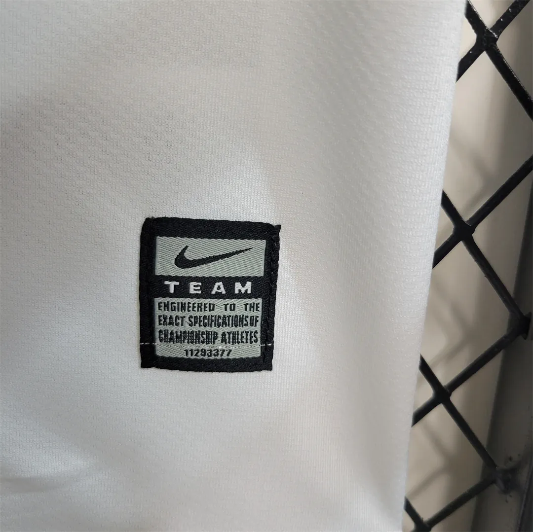 09-10 Inter Milan white away 6