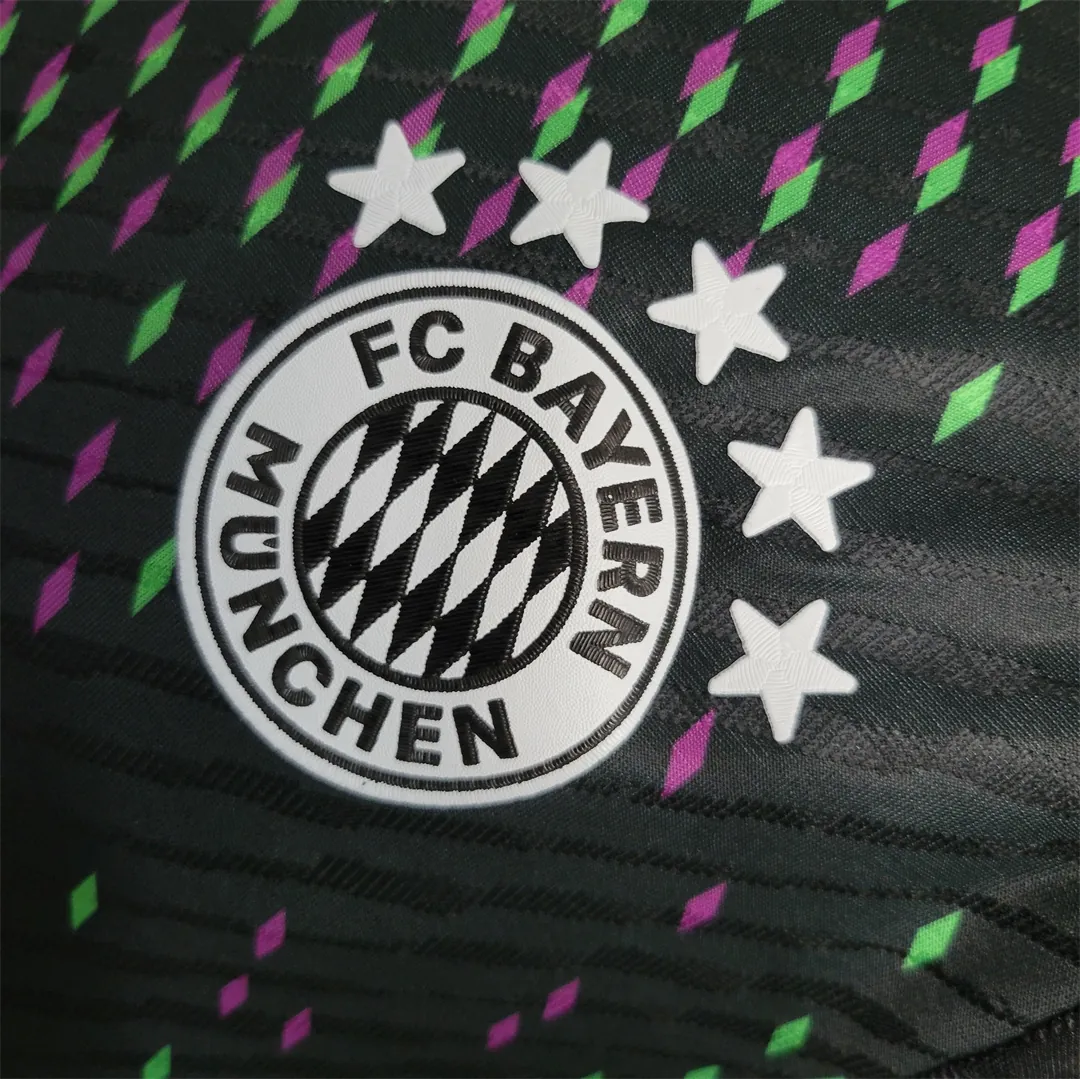 23-24 Bayern Black Special Edition player version 4