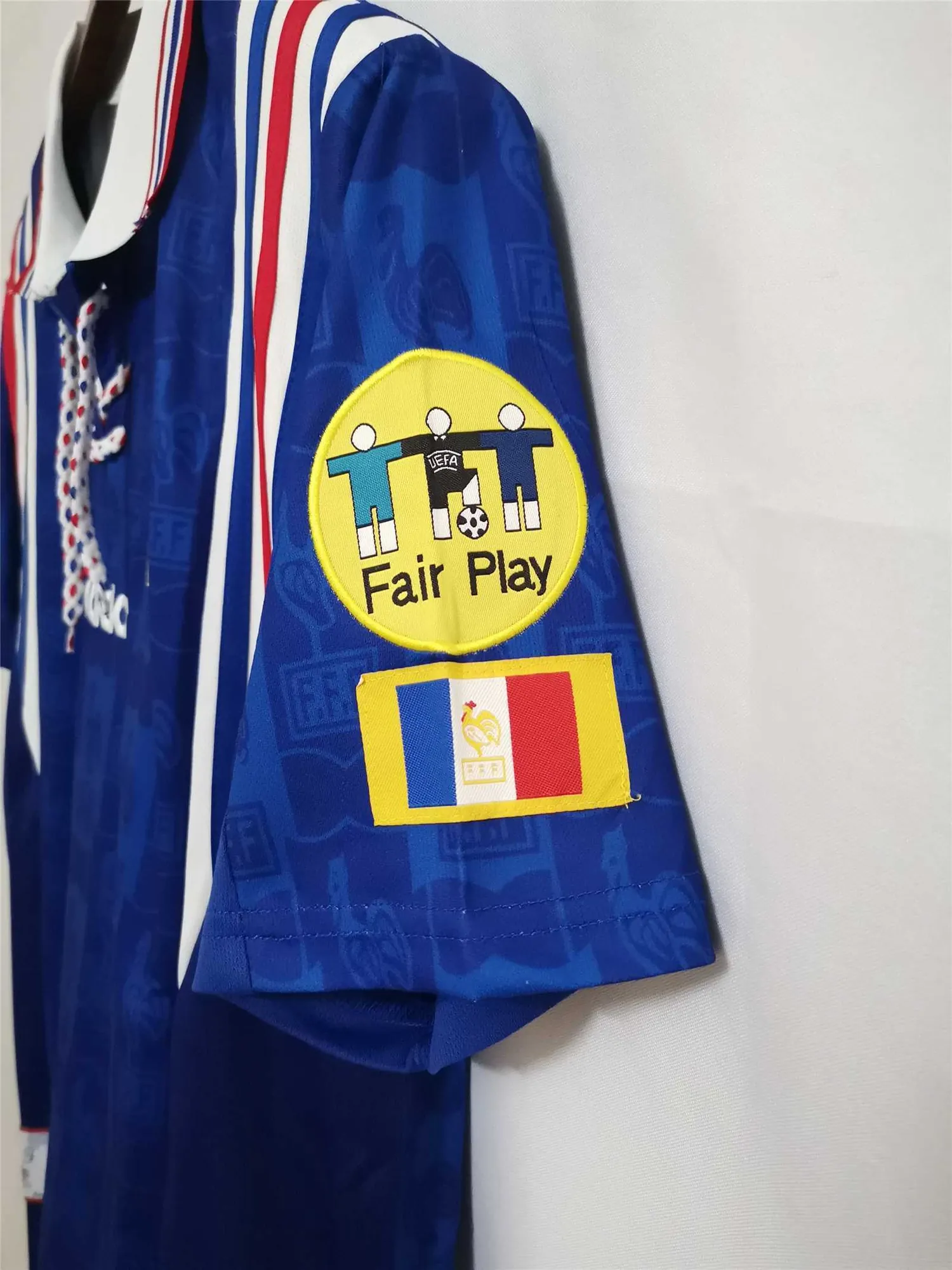 1996 France home blue 12