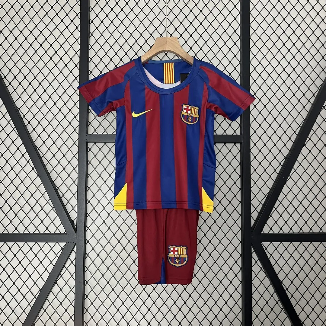 05-06 Barcelona Home Retro Kids Kits Football Jerseys Yupoo 10