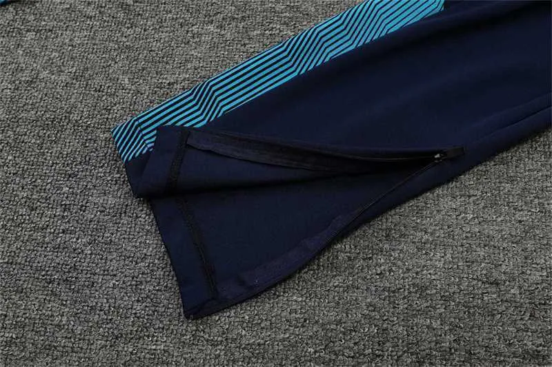 Polo Marseille deep sapphire blue corsage 1