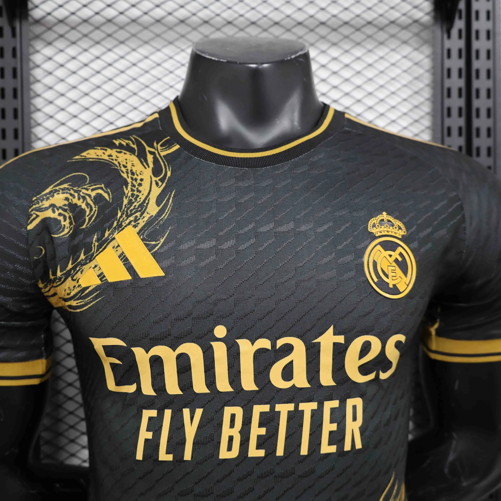 24-25 Real Madrid Golden Dragon Special Edition Kit Player Version Shirt Soccer AAAAJersey Yupo 2