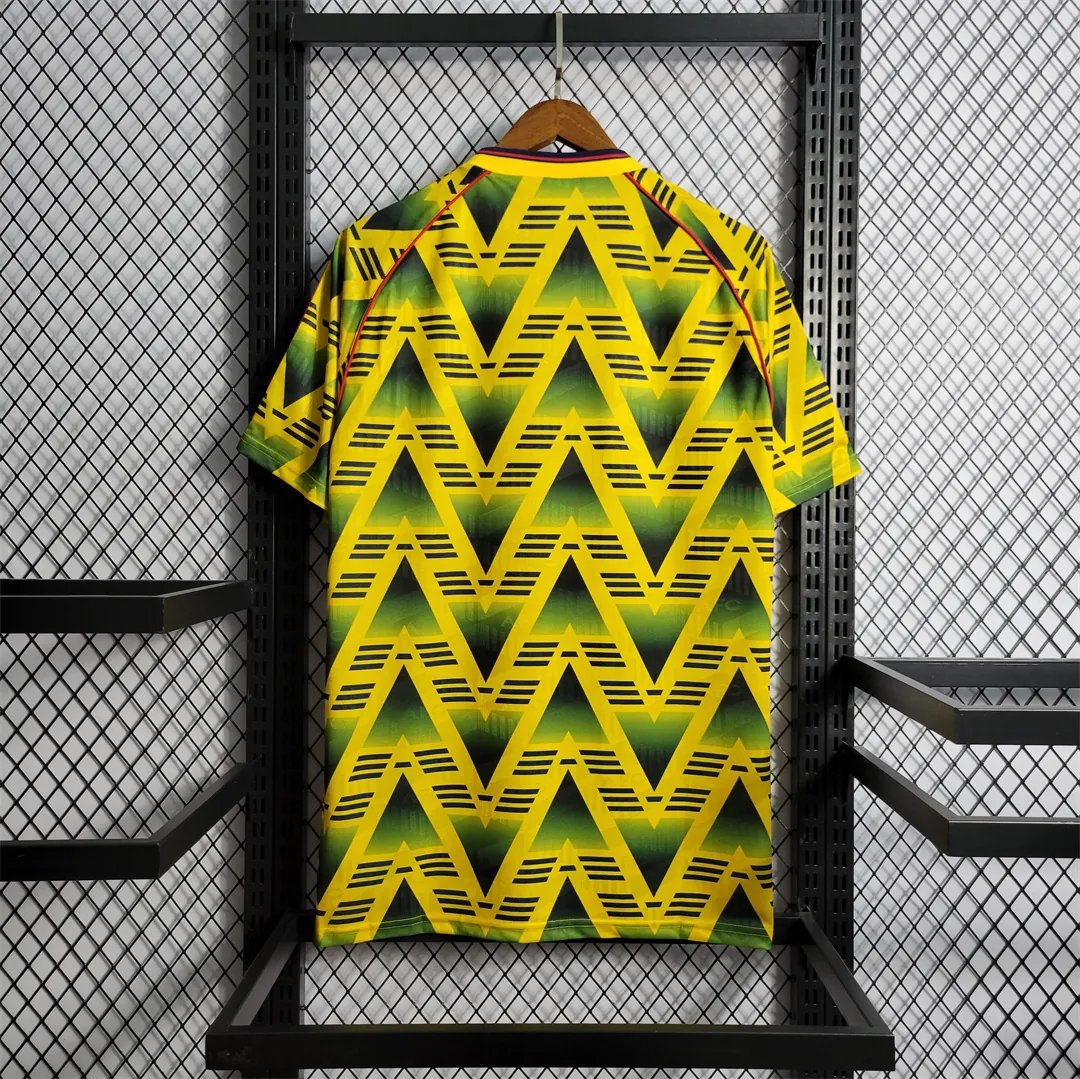 91-93 Arsenal away 2