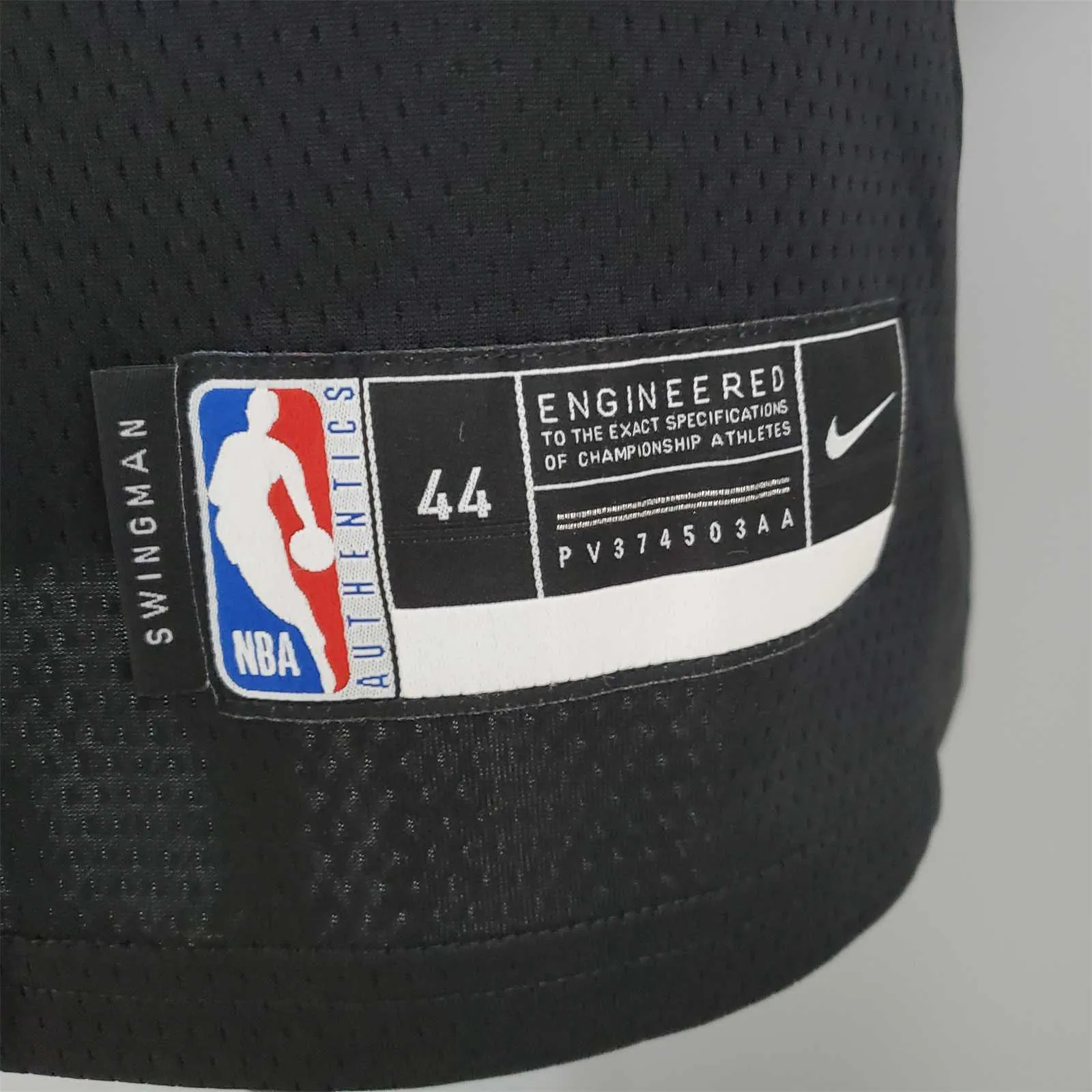 DeROZAN#11 Chicago Bulls black 4