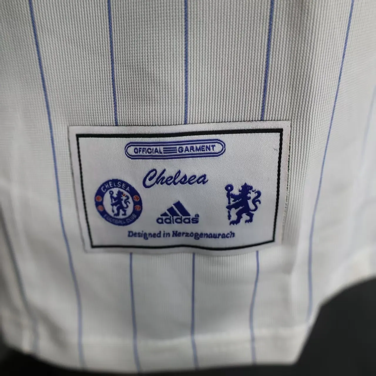 25-26 Chelsea White Retro Style Football Shirt Apparels AAAAJersey Wholesale Yupoo 1