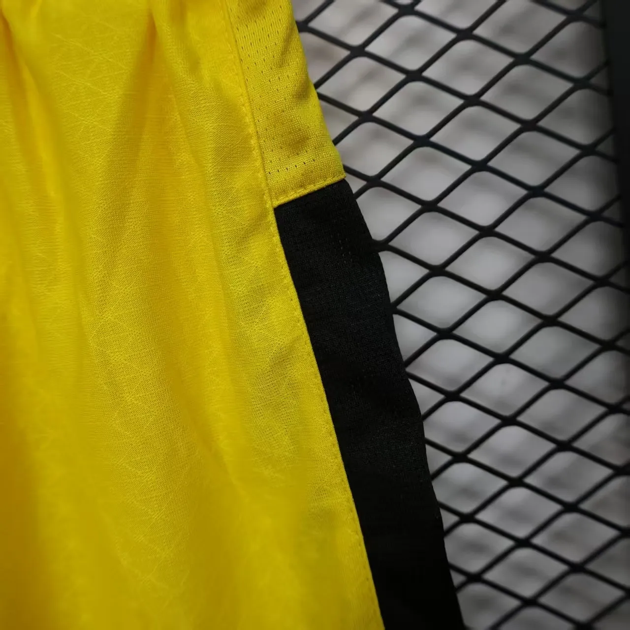 25-26 Dortmund Home Yellow Player Version Shorts AAAAJersey Supplier Yupoo 4