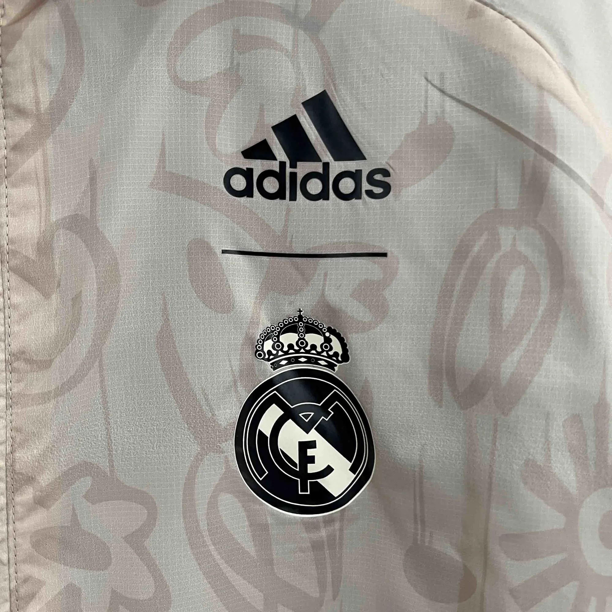 2024 Real Madrid Blue&Beige Trench Coat Reversible Windbreaker Jacket Soccer AAAAJersey Yupoo 4