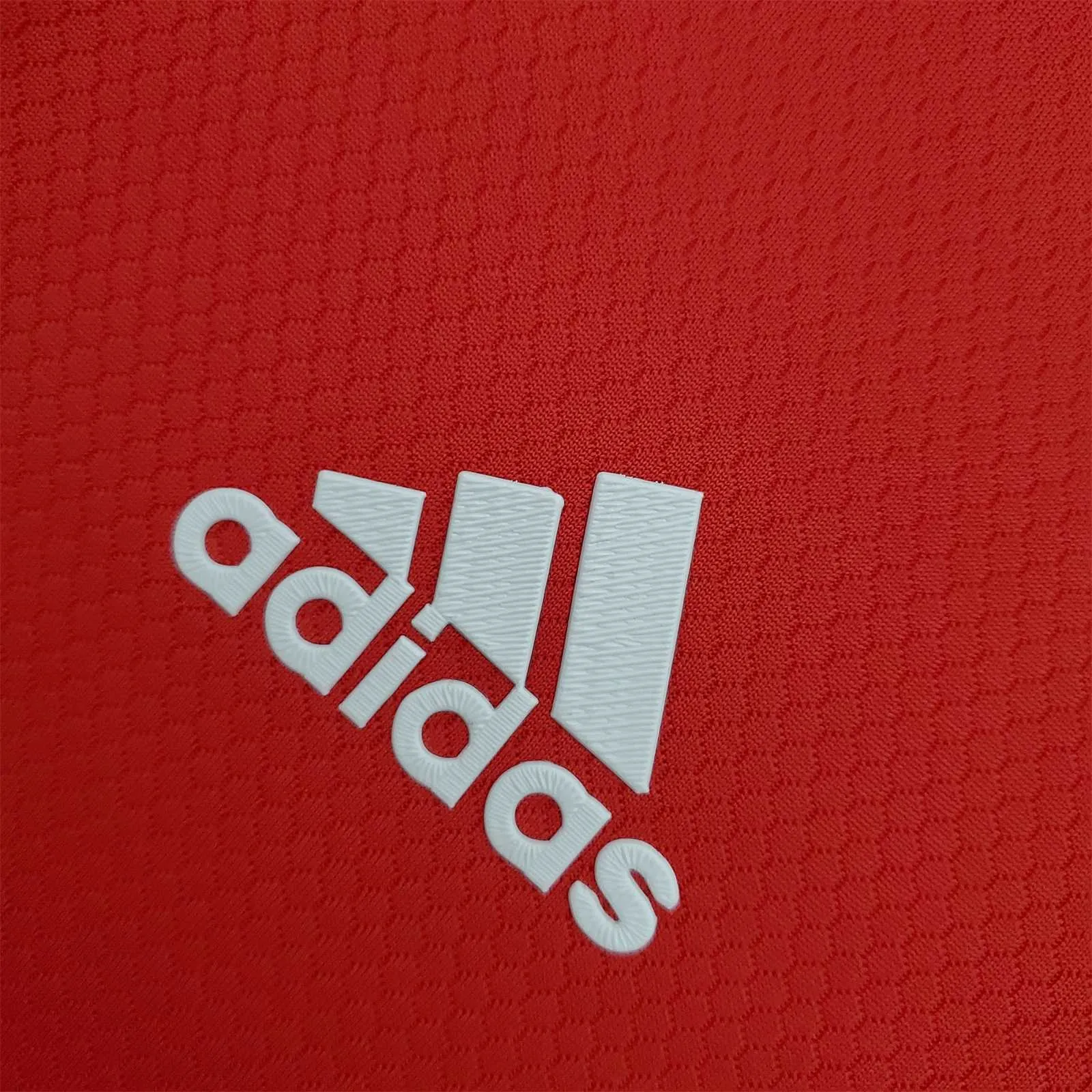 2021 Chile home 3