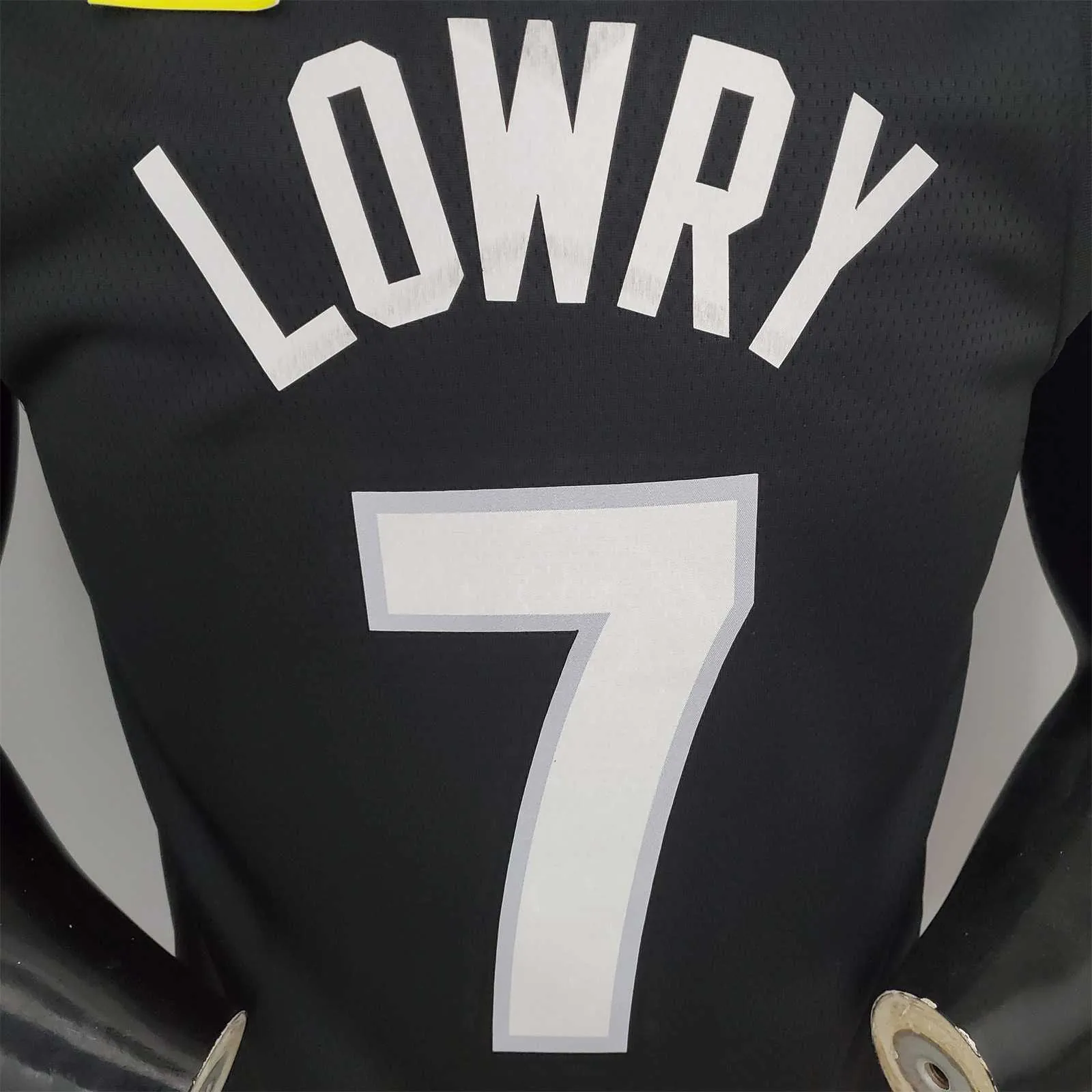 LOWRY#7 2021 Raptors Bonus Edition Purple and Black 1