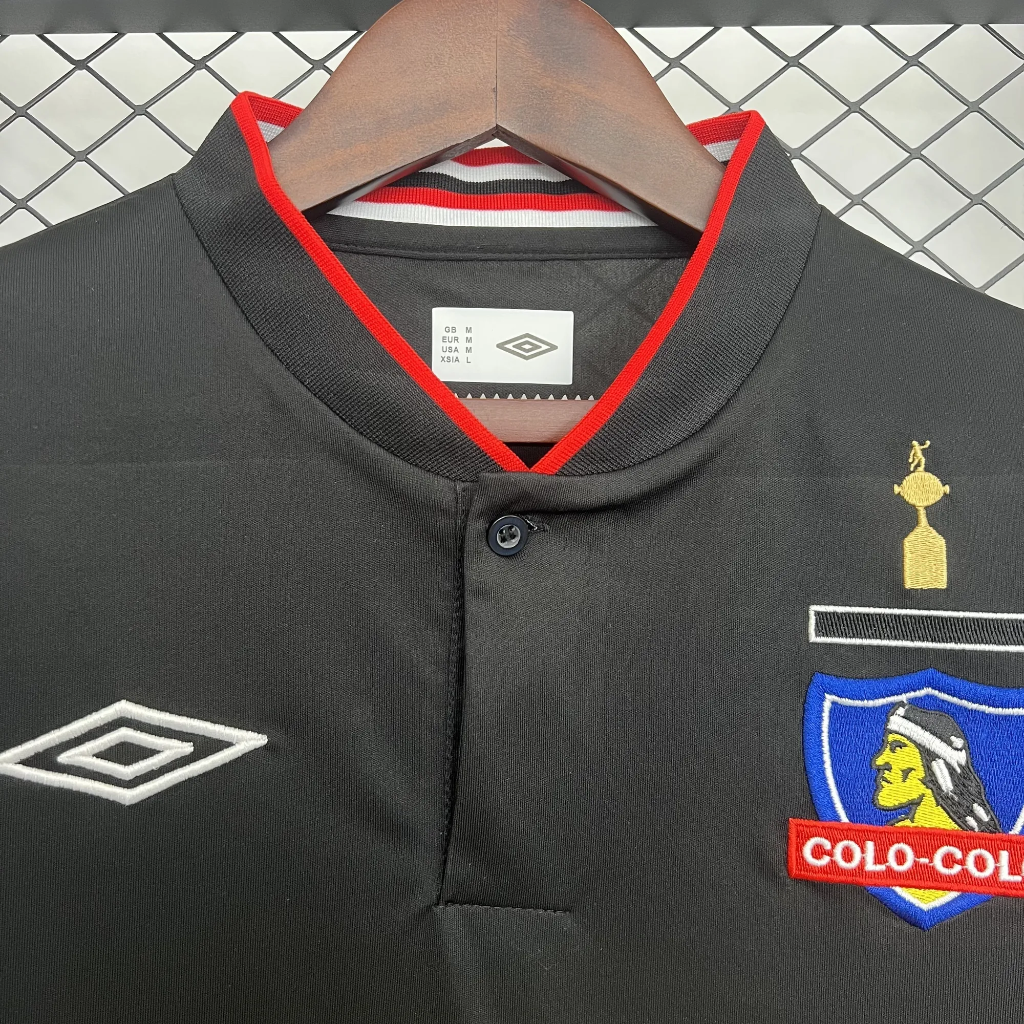 2013 Colo Colo Away Retro Kit Vintage black Shirt Football AAAAJersey Wholesale Yupoo 1