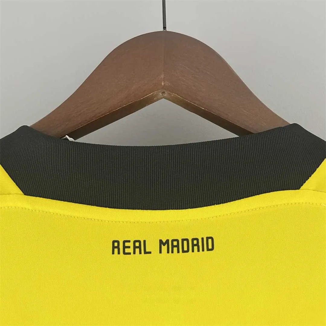 11-12 Real Madrid goalkeeper yellow 10