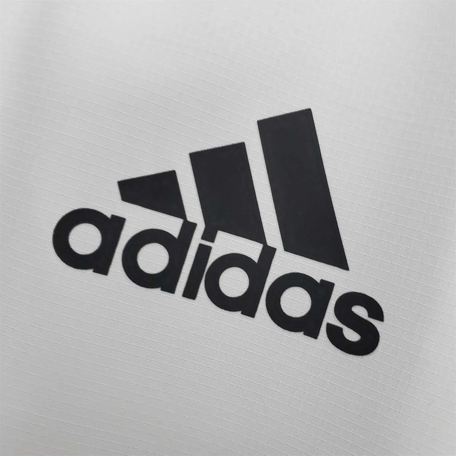 22-23 Arsenal white windbreaker 1