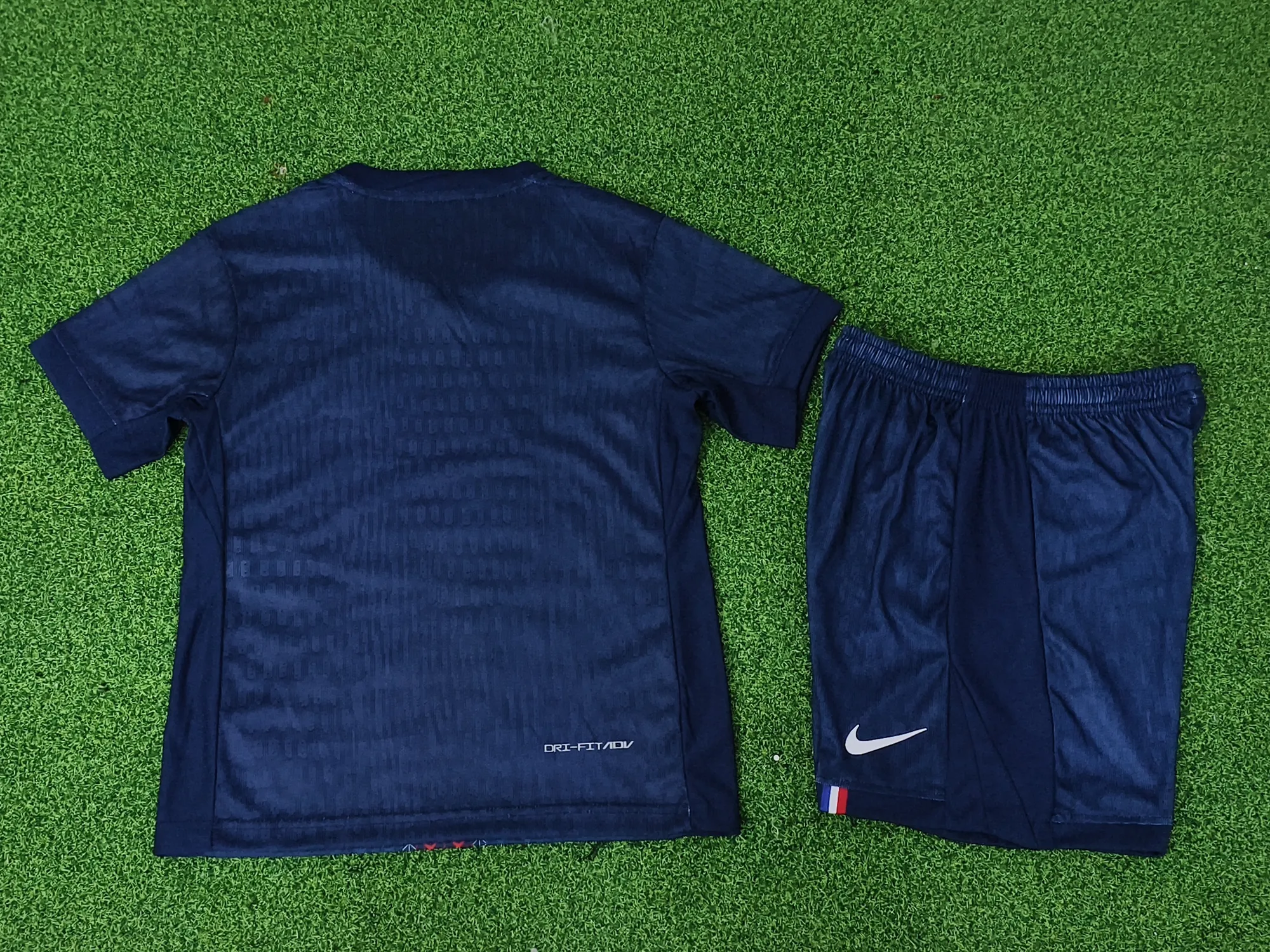 25-26 PSG Home Kid Kits Player Version Youth Apparels AAAAJersey Supplier Yupoo 1