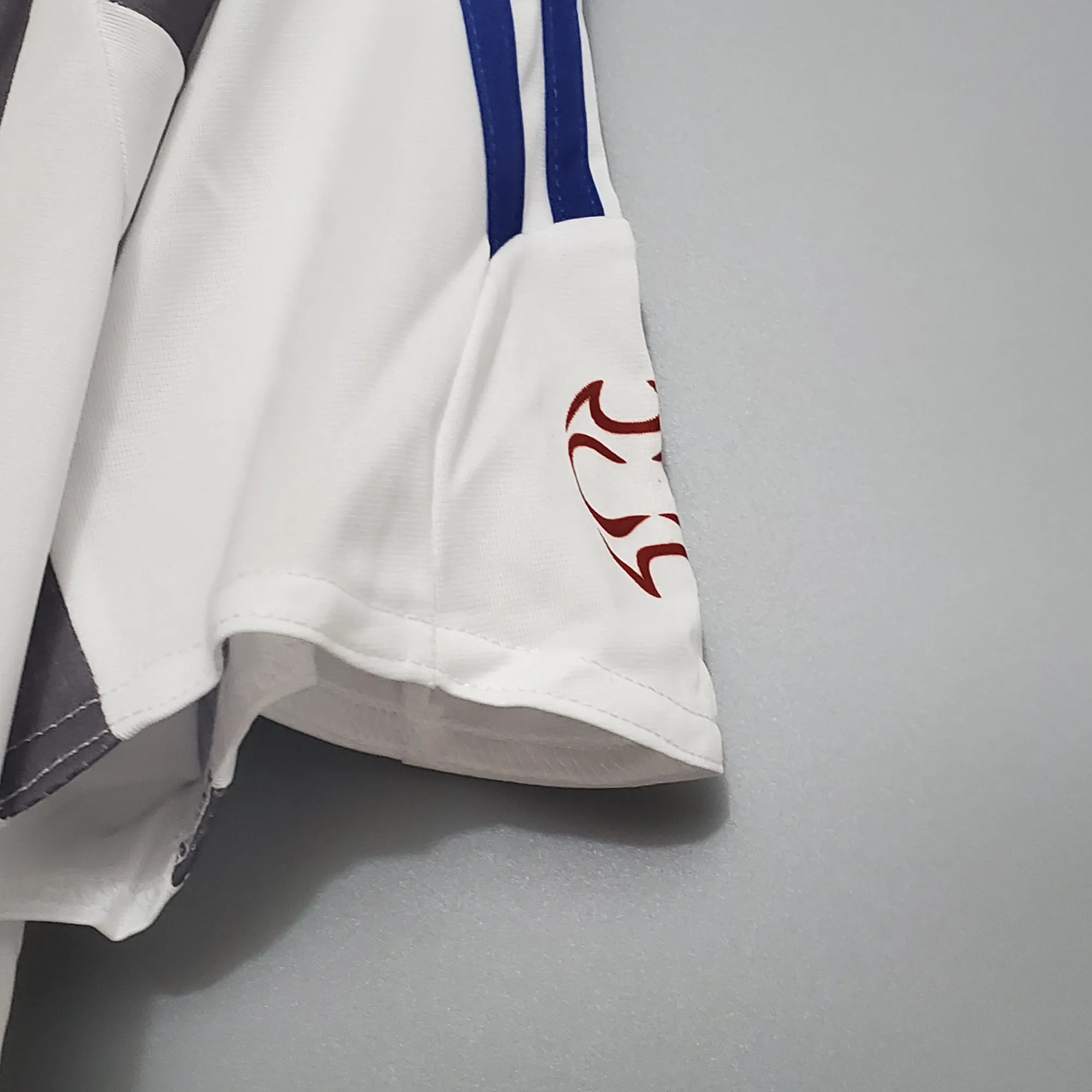 2006 Japan away 7