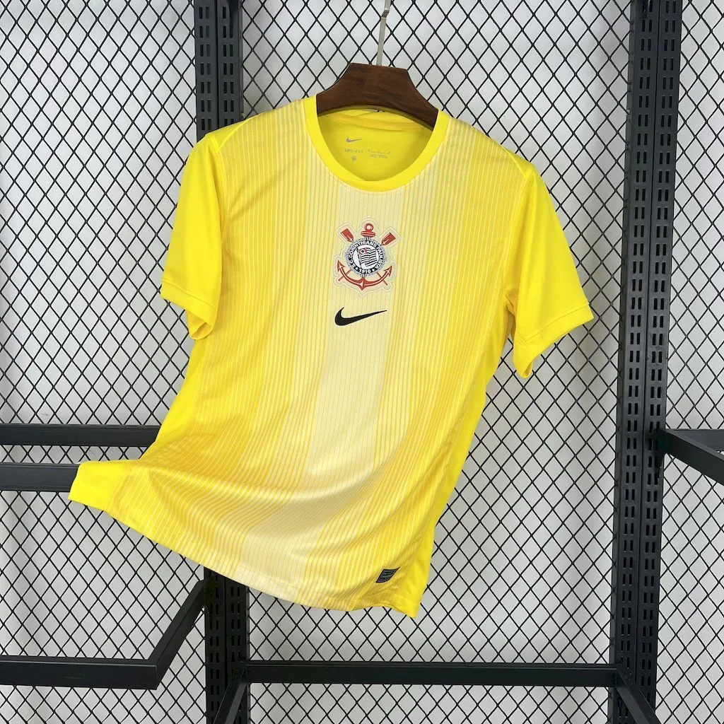 25-26 Corinthians Goalkeeper Yellow Shirt Soccer Apparels AAAAJersey Supply Yupoo 5