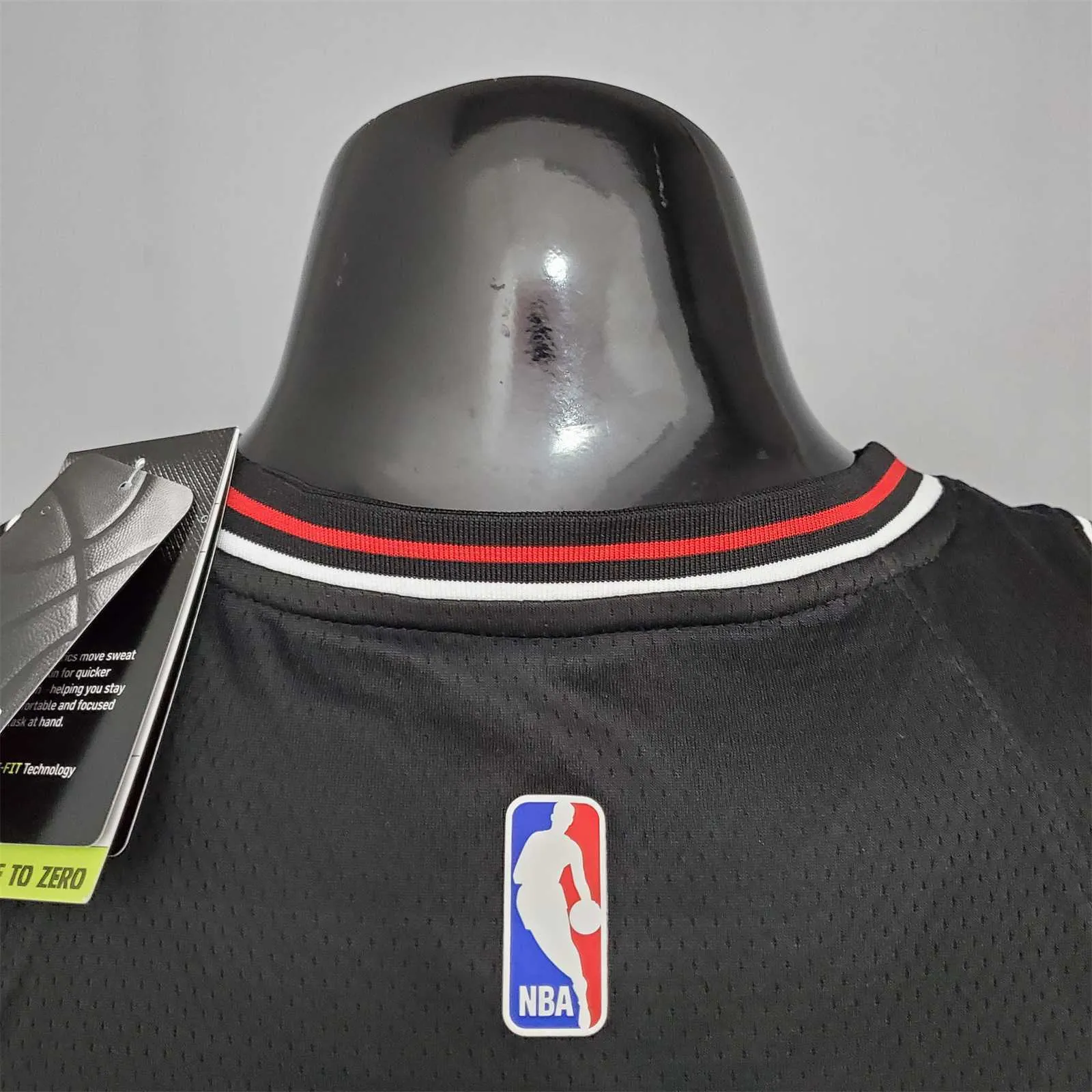 BALL#2 Chicago Bulls black 2
