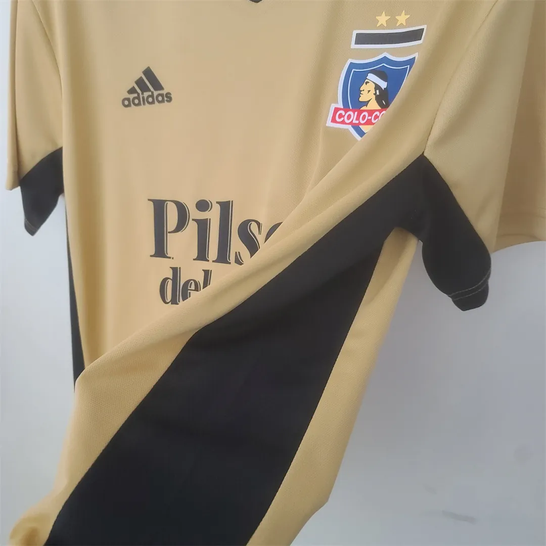 22-23 Colo-Colo golden 4
