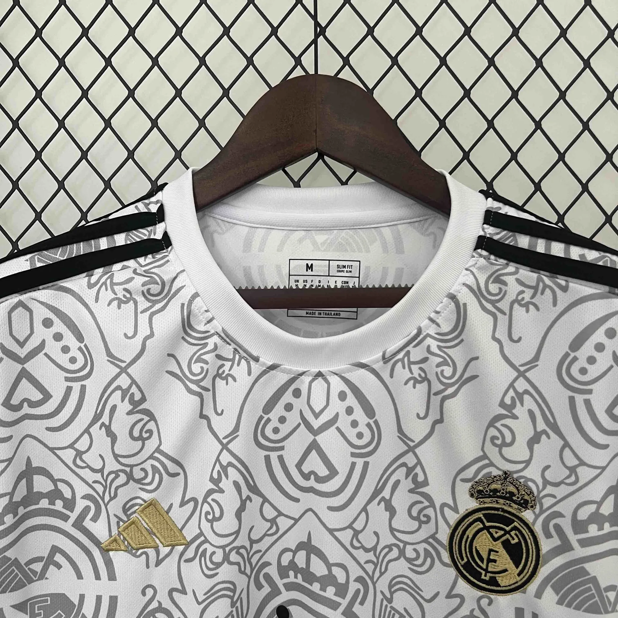 24-25 Real Madrid Multi-Color International White Kit AAAAJerseys Dropshipping Yupoo 4