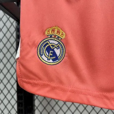 25-26 Real Madrid Orange Goalkeeper Kid Kits Youth Apparels Sino AAAAJersey Supply Yupoo 6