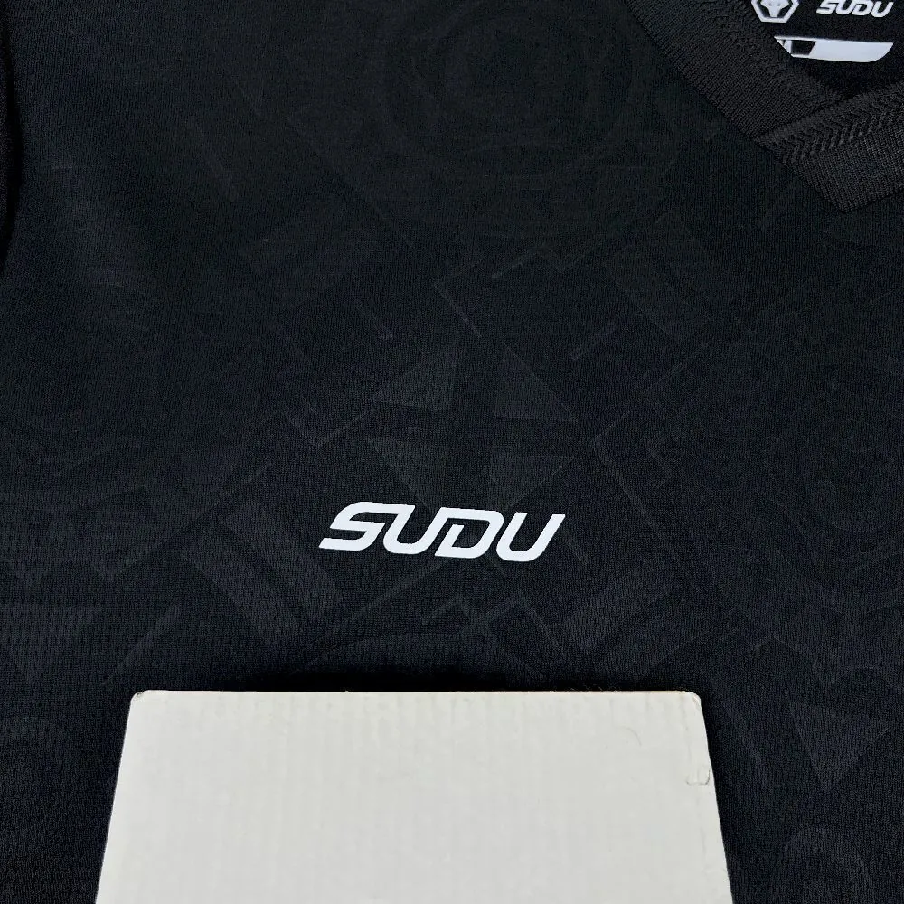 25-26 Wolves Goalkeeper Kit Black Shirt Football Apparels AAAAJersey Supply Yupoo 3