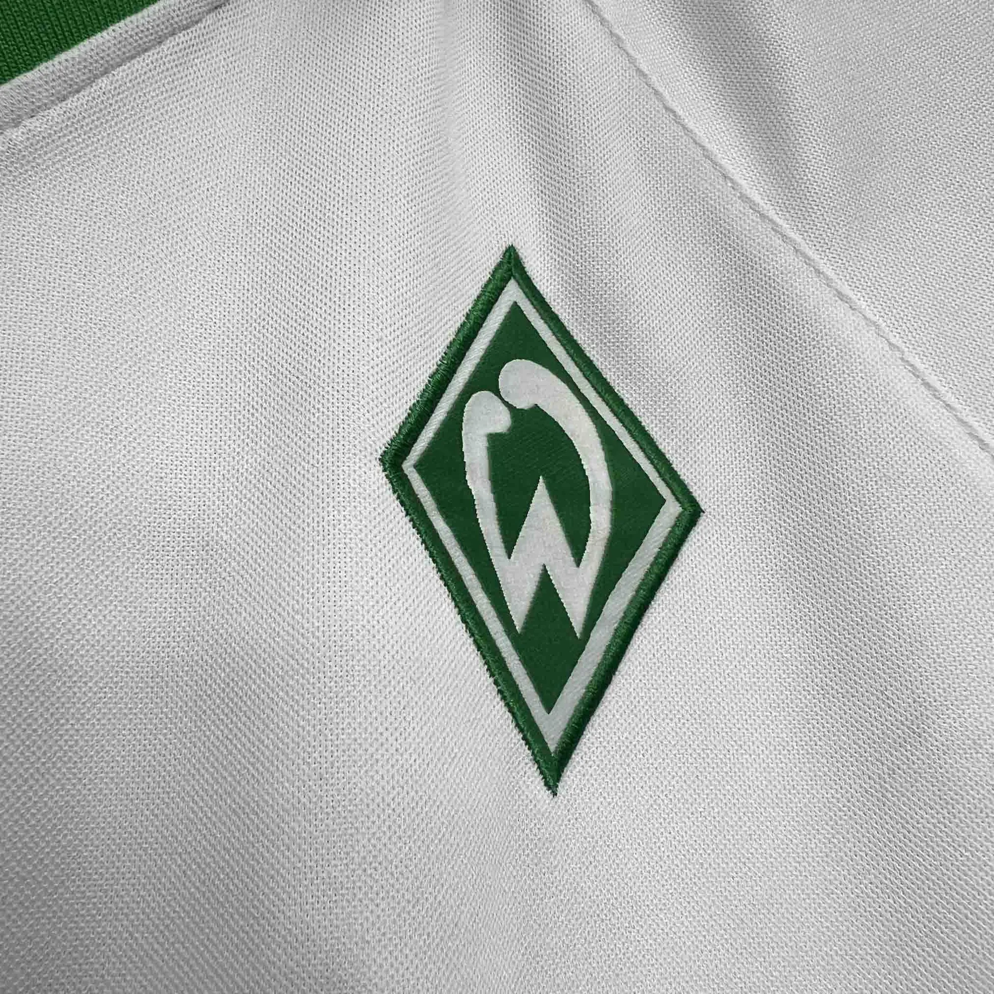01-02 Werder Bremen Away Retro Kit Vintage Shirt AAAAJersey Supplier Yupoo 3