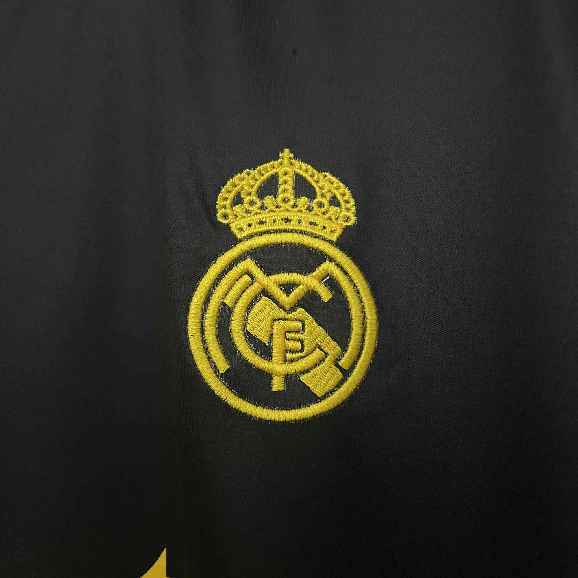 24-25 Real Madrid Golden Dragon Special Edition Shirt AAAAJersey Supplier Yupoo 4