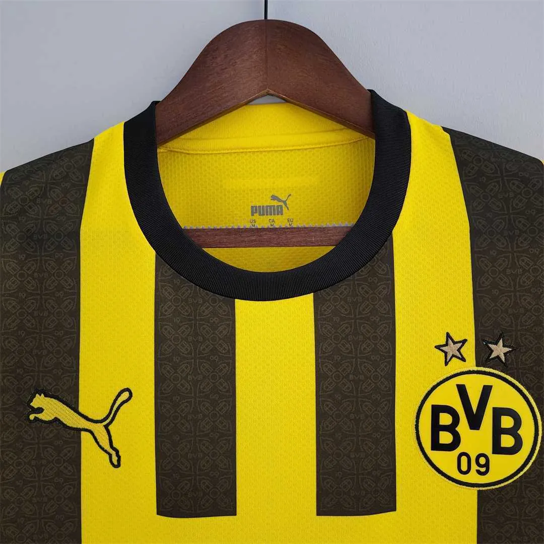22-23 Dortmund home 11
