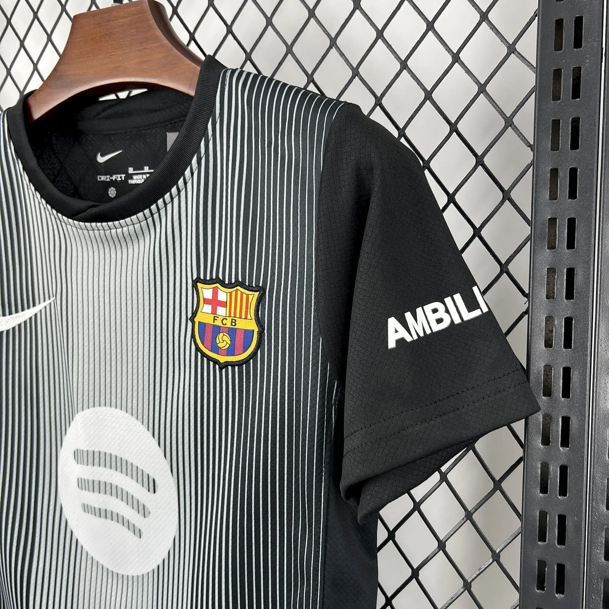 25-26 Kids Barcelona Goalkeeper Black Kit Youth Apparels Football AAAAJersey Dropship Yupoo 5
