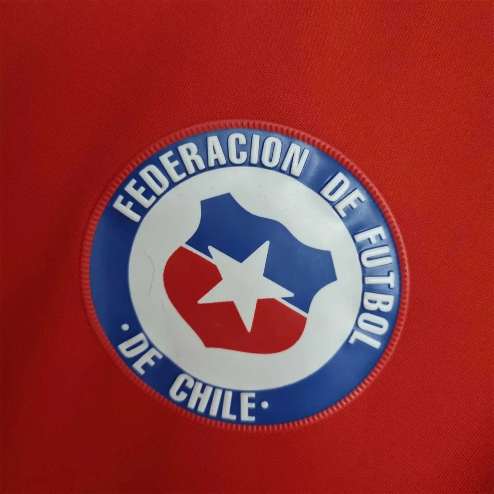 2014 Chile home 4
