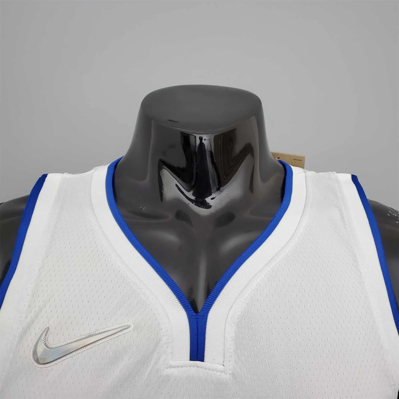 75th Anniversary Rose #25 Pistons White 4