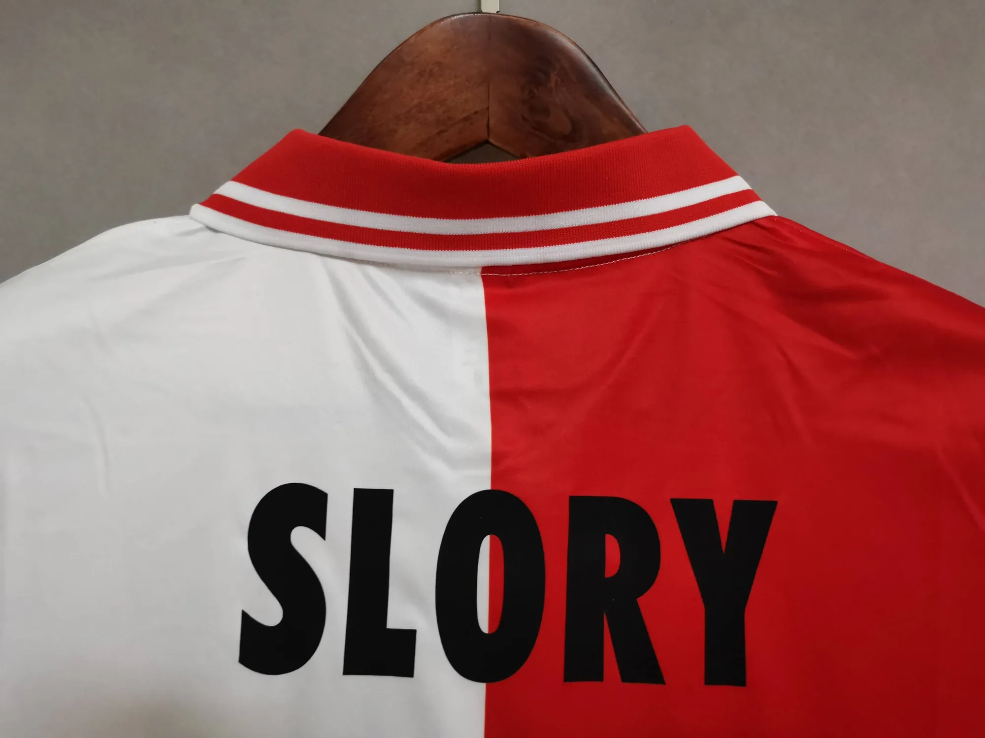 94-96 Feyenoord home 2