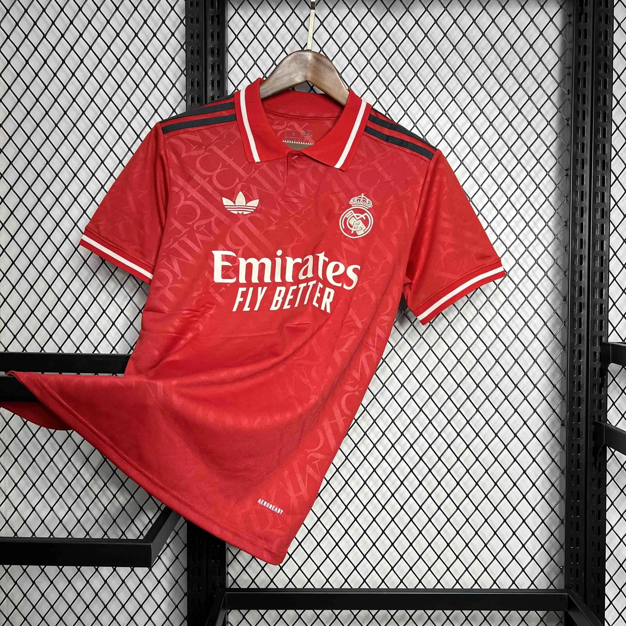 24-25 Real Madrid Red Kit Football Apparel AAAAJersey Wholesale Yupoo 2