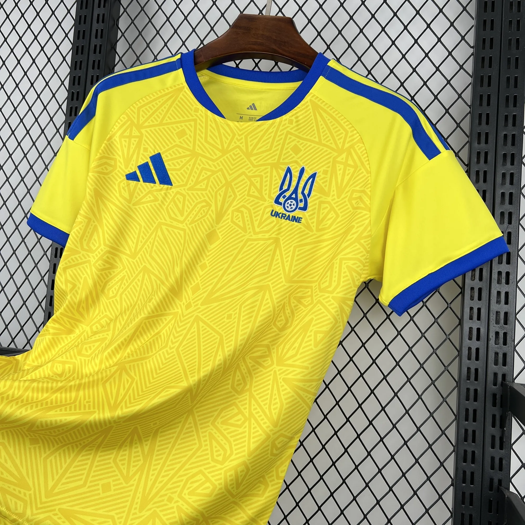 2026 Ukraine World Cup Home Kit Football T-Shirt AAAAJerseys Supply Yupoo 3