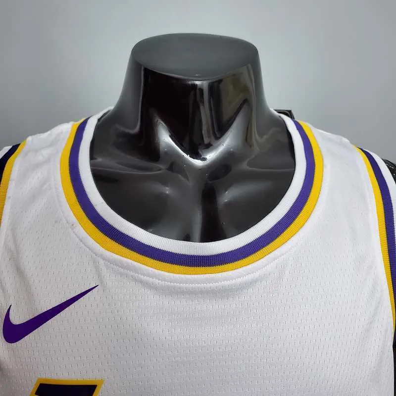 New DAVIS #3 Lakers Round neck white 3