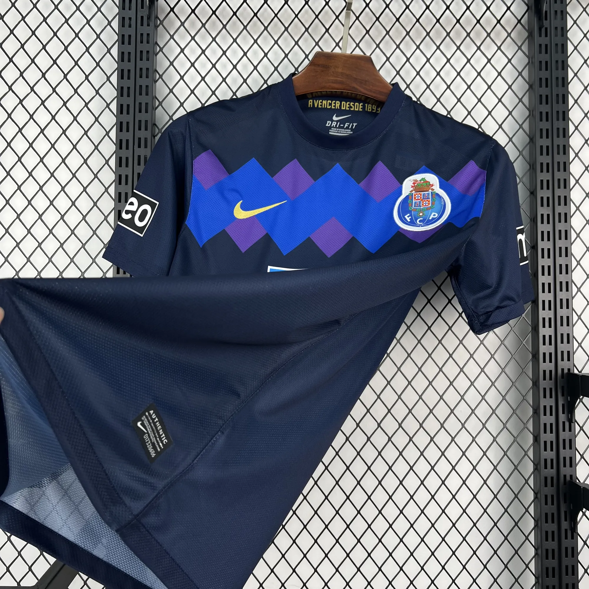 11-12 Porto Mens Away Football Retro Kit Vintage T-Shirt AAAAJersey Wholesale Yupoo 7 5