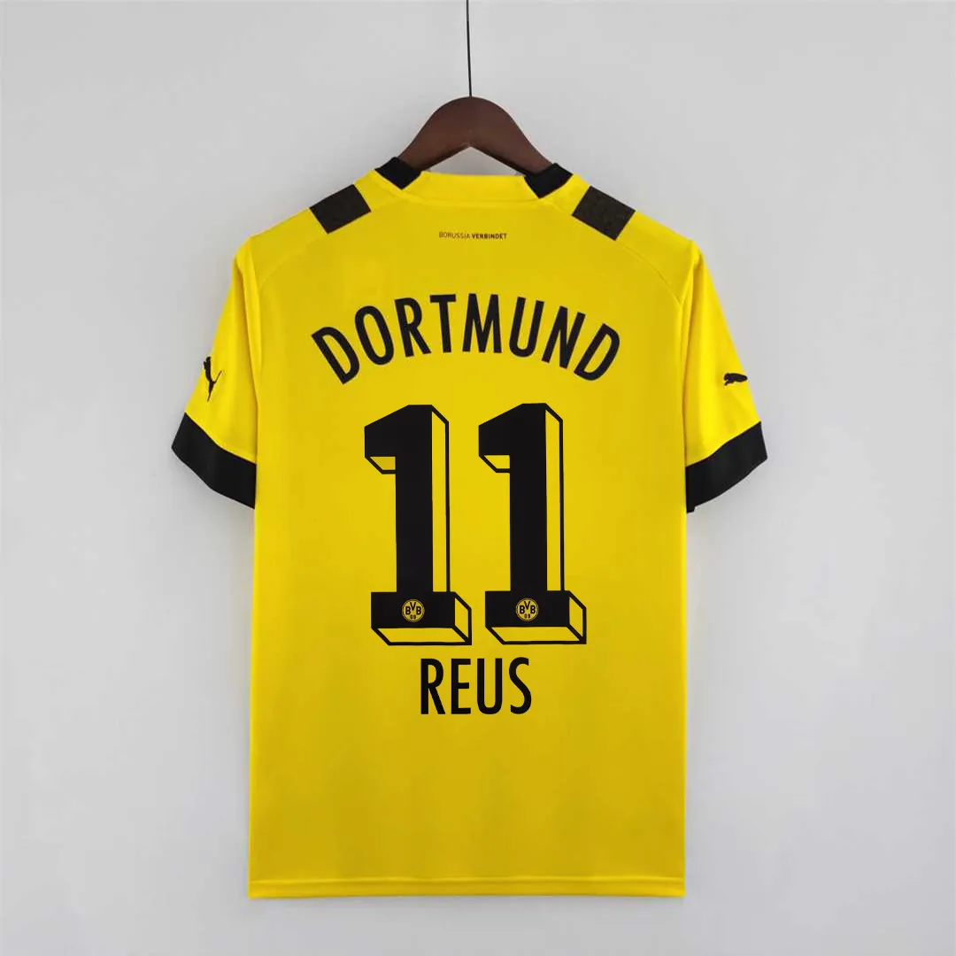 22-23 Dortmund home 10