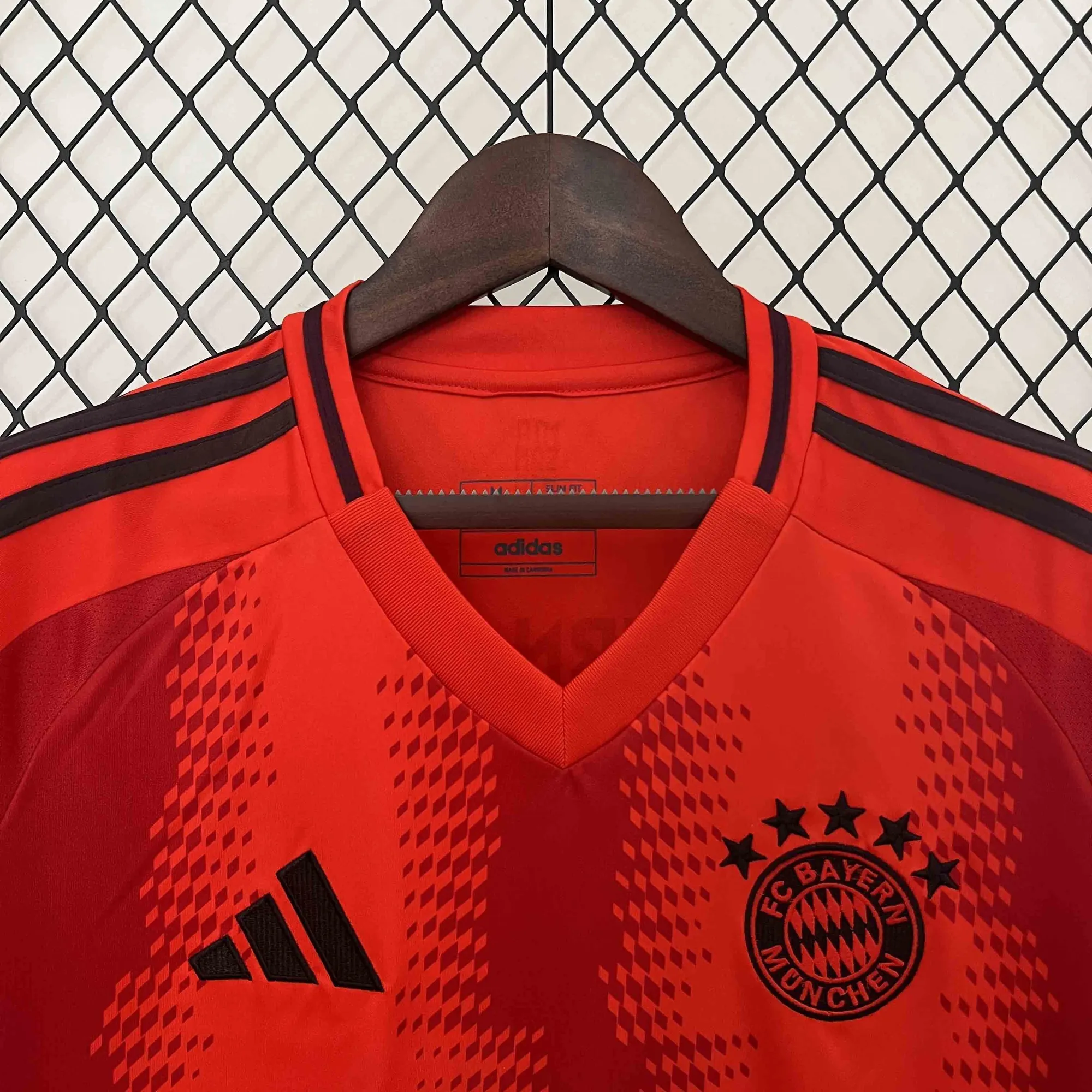 24-25 Bayern Munich Home Kit Football Uniform Best Wholesale Yupoo 4