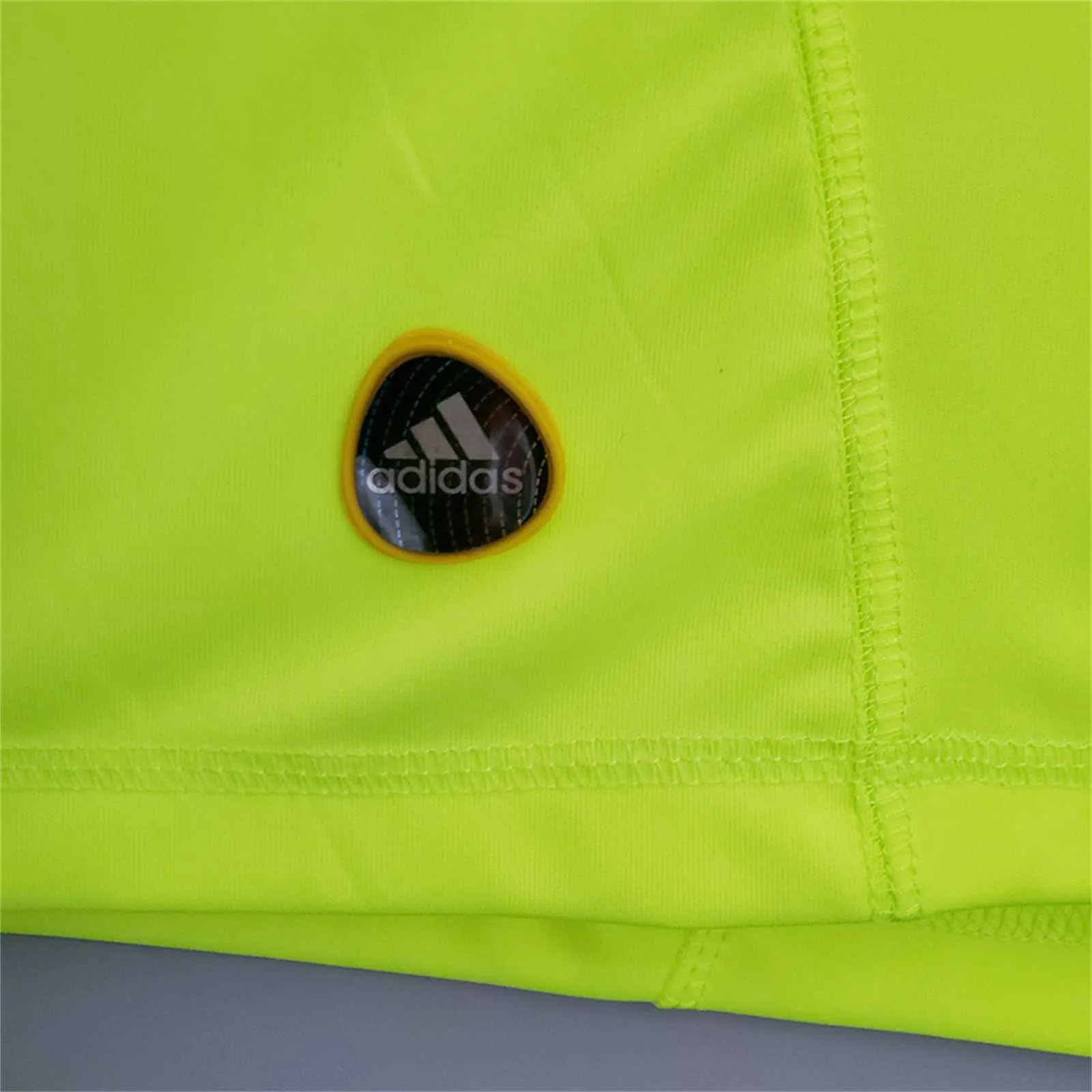 10-11 Palmeiras Fluorescent Green 4