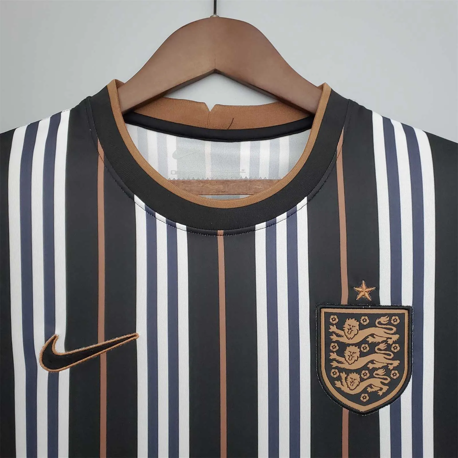 2021 England Special Edition Black and White 5