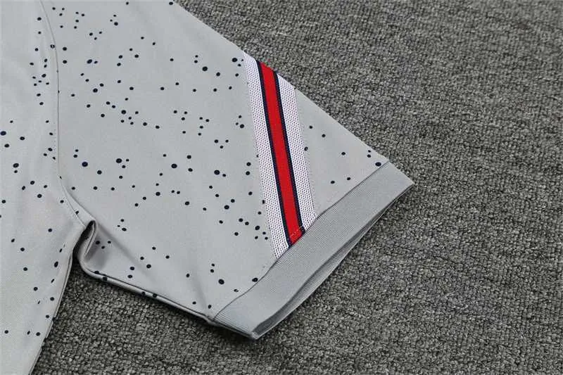 Polo Jordan PSG grey flower spot 1