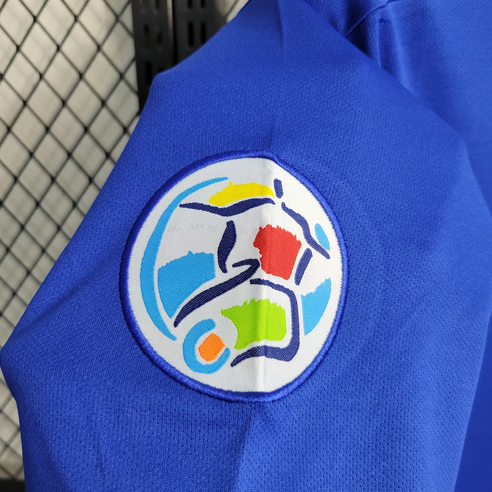 1996 Italy home 10