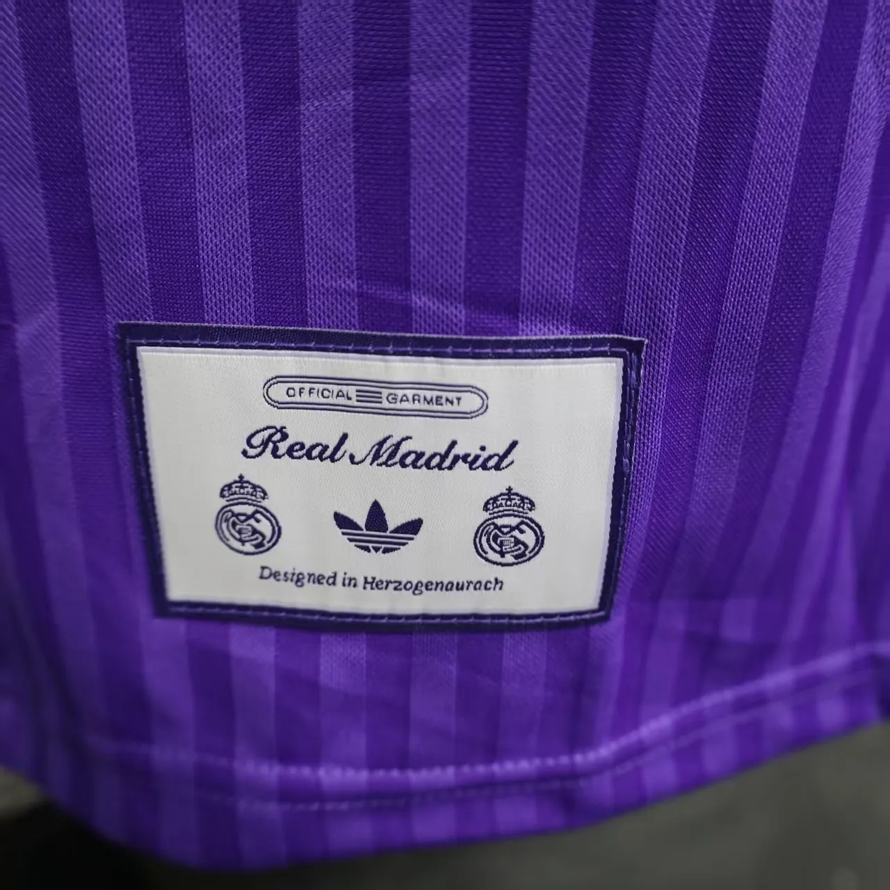 25-26 Real Madrid Casual Purple Retro Style Football Shirt Apparels AAAAJersey Wholesale Yupoo 4