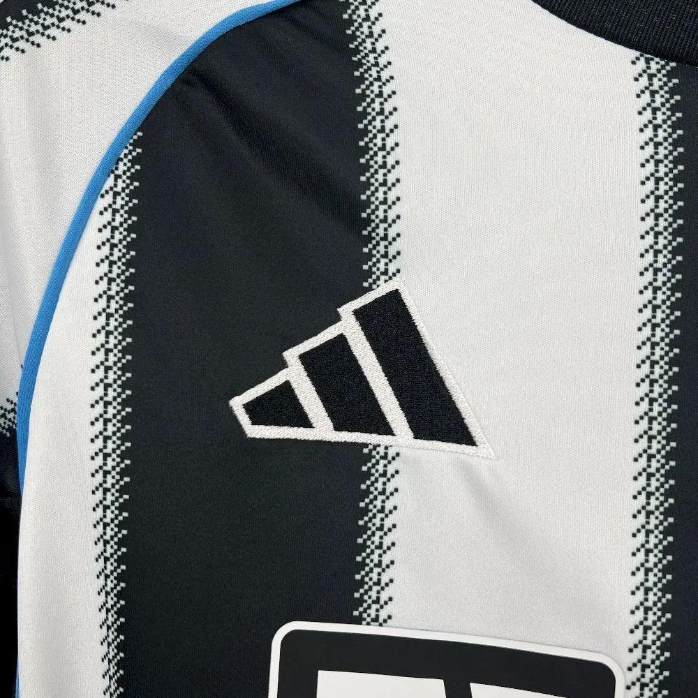 25-26 Newcastle United Home Kit Football Long Sleeve T-Shirt AAAAJersey Supplier Yupoo 1