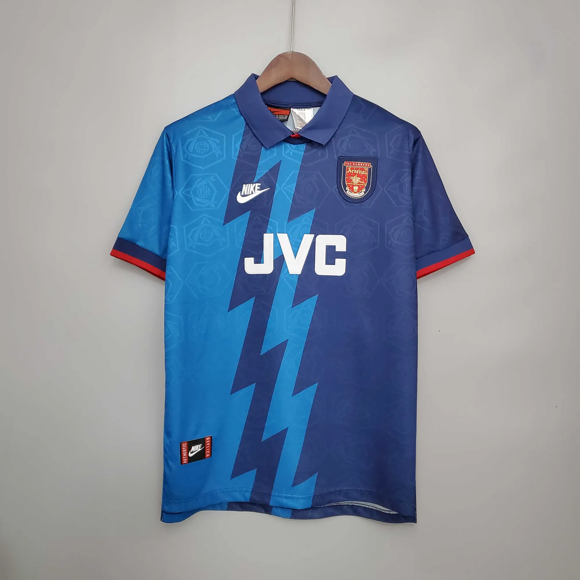 95-96 Arsenal away 11