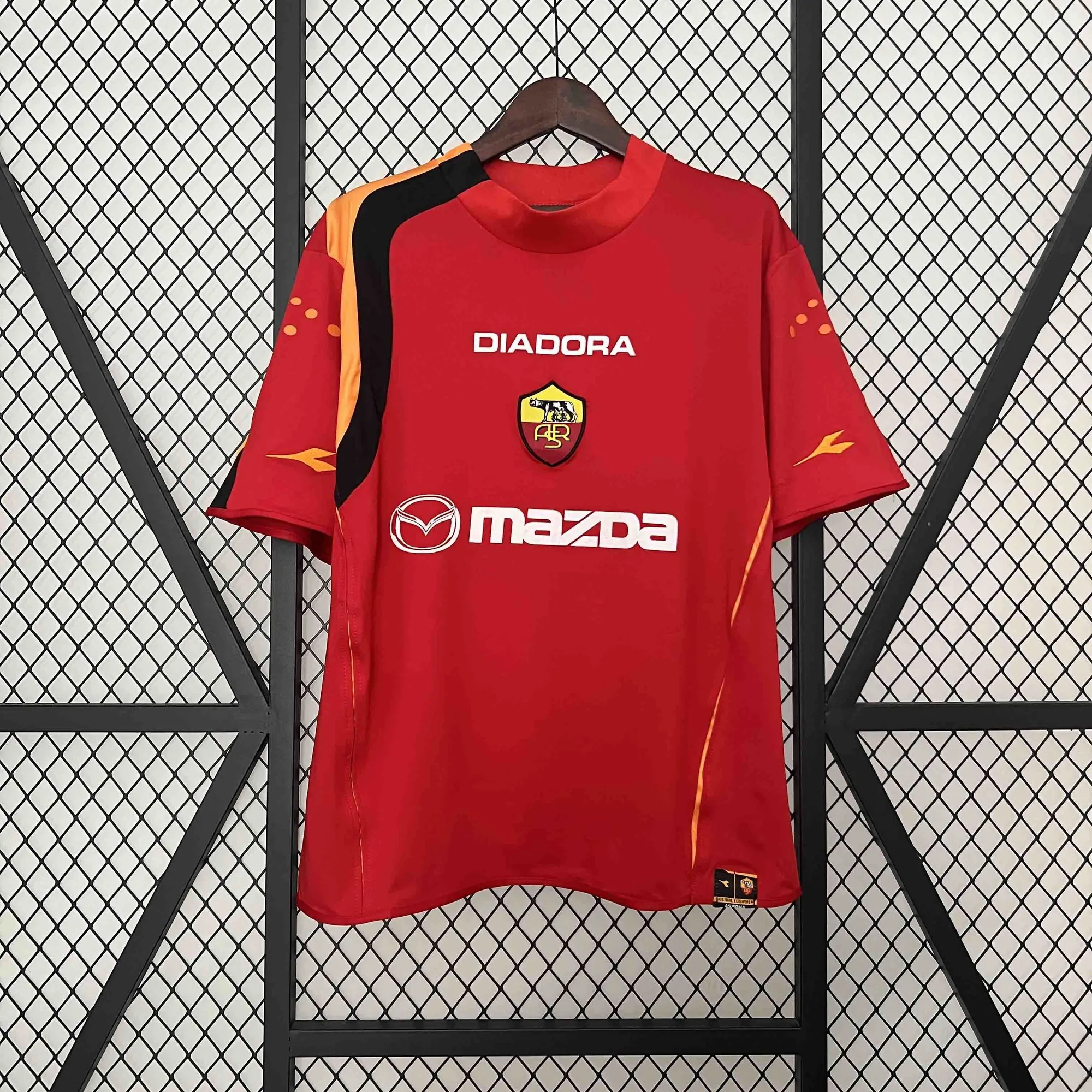 04-05 Roma Home Retro Kit Football Apparel AAAAJerseys Dropshipping Yupoo 6