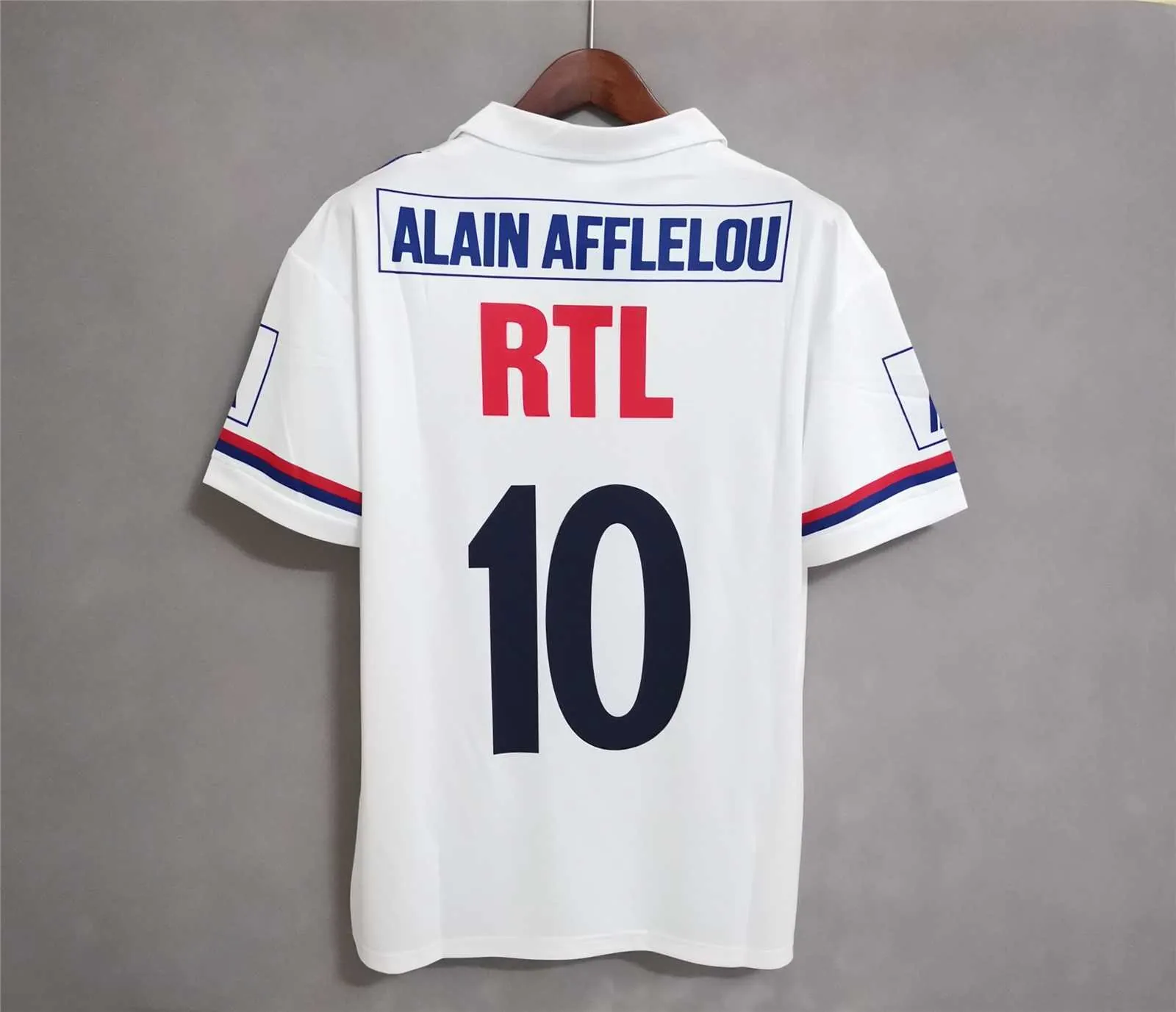 90-92 PSG home 9